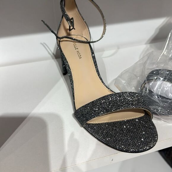 Pelle Moda Glitter Black Heels - Picture 2 of 6